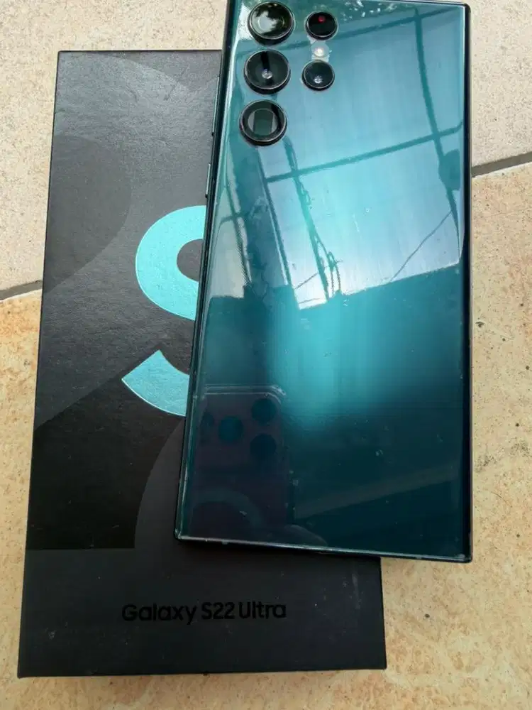 Jual Samsung galaxy S22 Ultra 256gb hijau