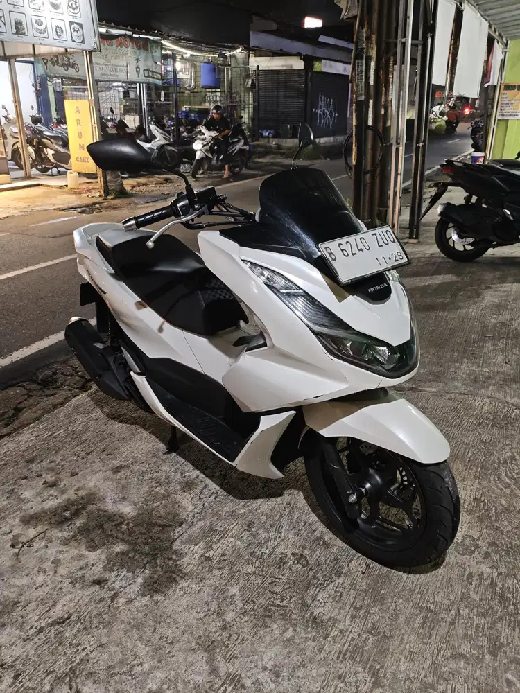 1UNIT HONDA PCX 2023