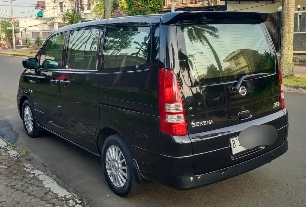 Nissan Serena 2010 Bensin