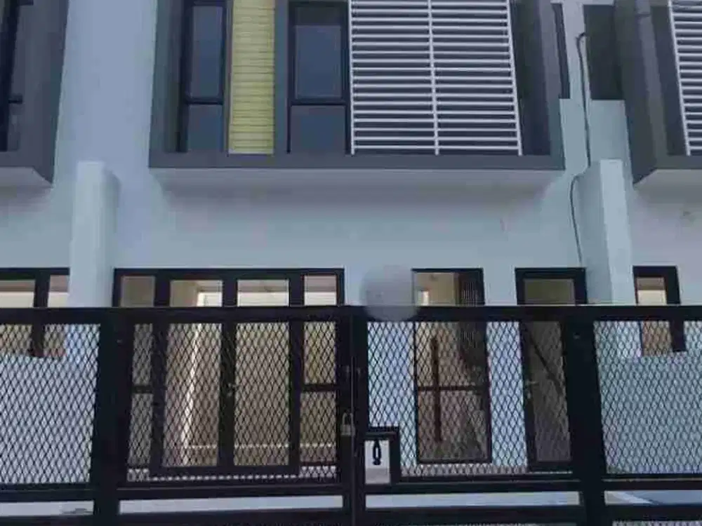 Miliki HybridHome Rumah & Tempat Usaha Di Pinggir Jalan Boulevard Prima Harapan Bekasi