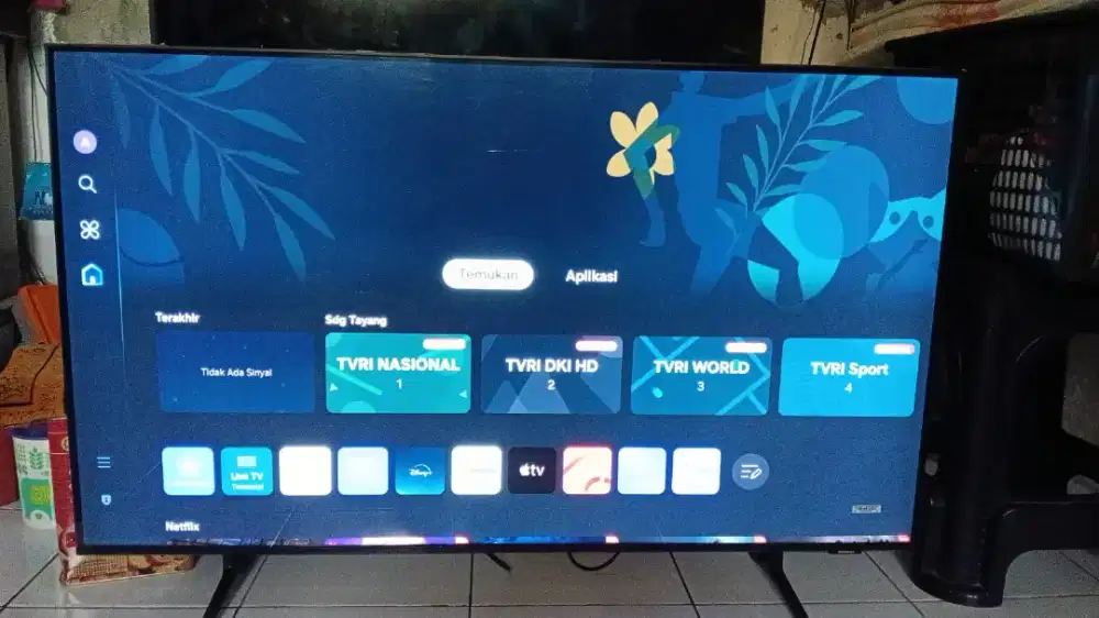 Tv samsung 50 inch (50au8000)