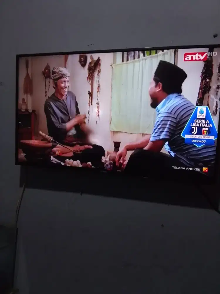 Tv digital merk Aqua 43 inc