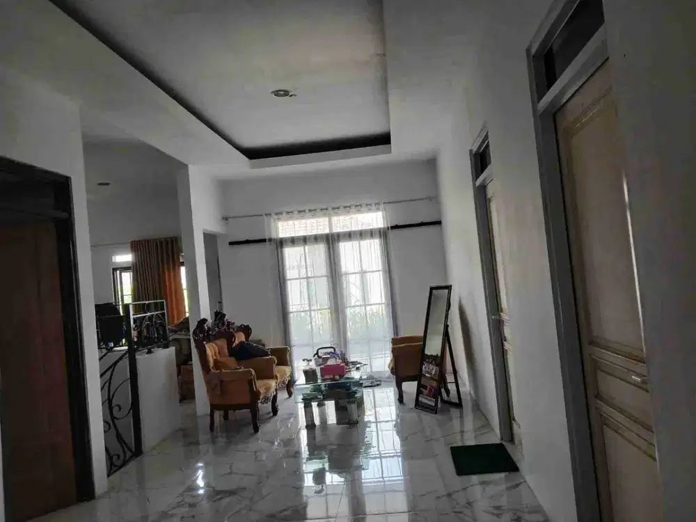 Rumah 3 lantai dengan rooftop view  gunung,Bangunan kokoh SHM Nego Sampai Deal@cimanggis Depok