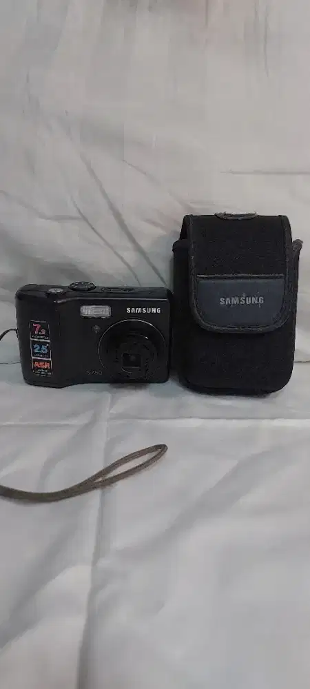 Digicam Samsung S750