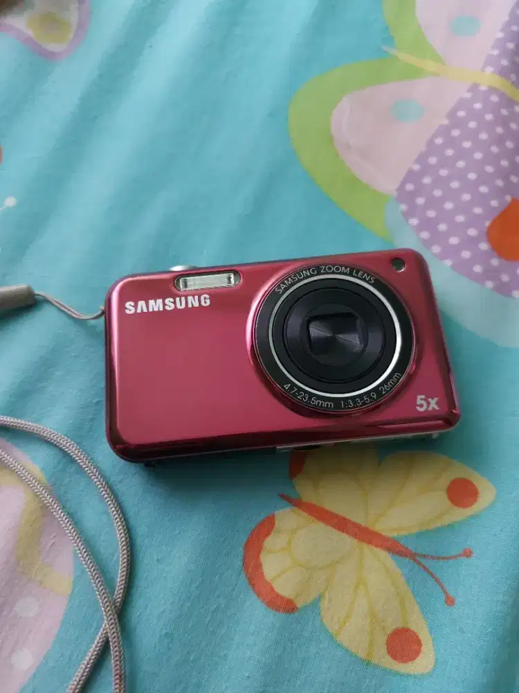 Camera digital samsung PL120 dual screen for selfie