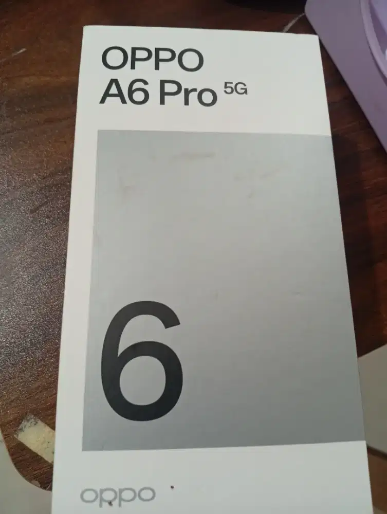 Dijual hp Oppo 8/246 silver baru 2 bulan