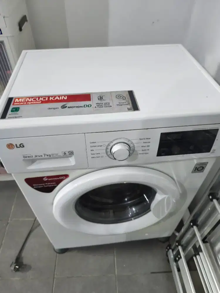 Mesin cuci LG 7KG Front loading ( RUSAK pemutar)