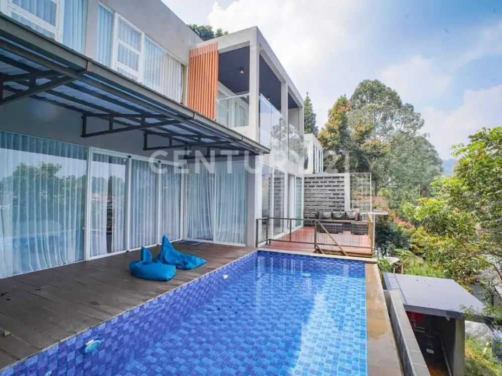 Villa 2lantai Di Dago Village Super Nyaman With Swimming Pool