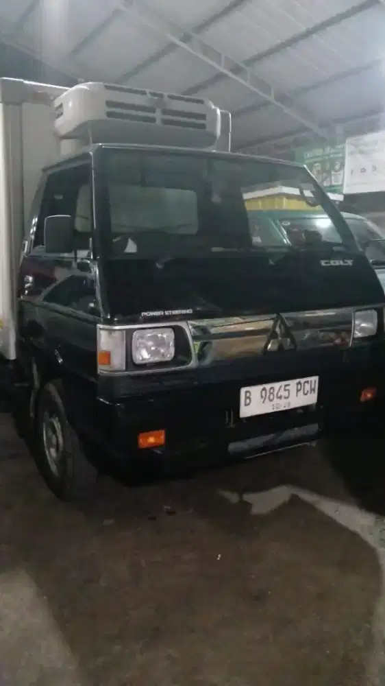 Mitsubishi L300 freezer 2022