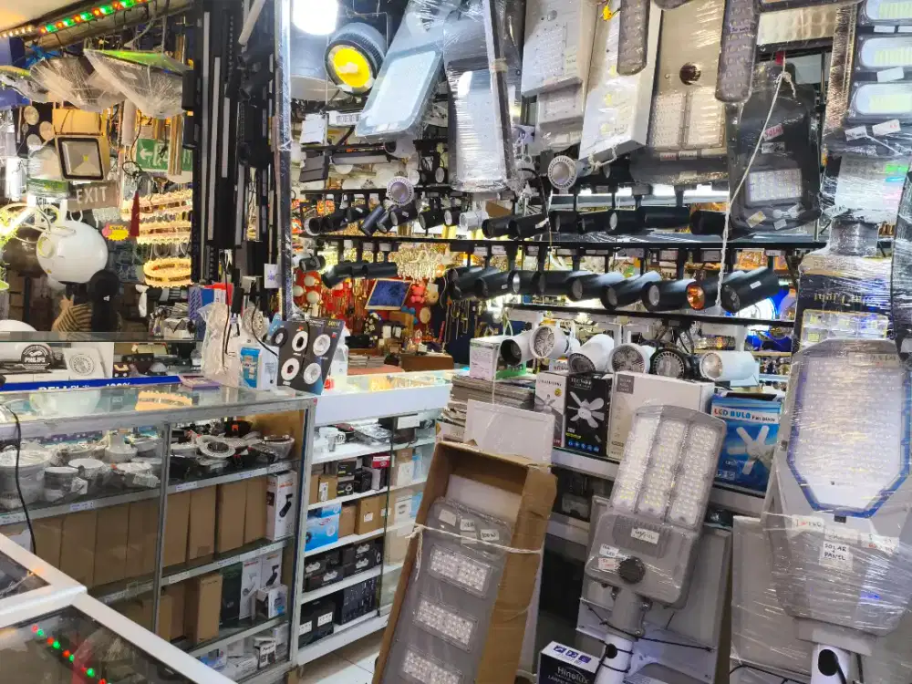 Cari karyawati admin Marketplace/online