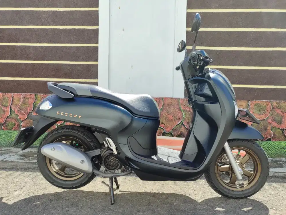 SCOOPY PRESTIGE 2025 MULUS BANGET BE Kodya KM 9rb ORISINIL CASH/KREDIT