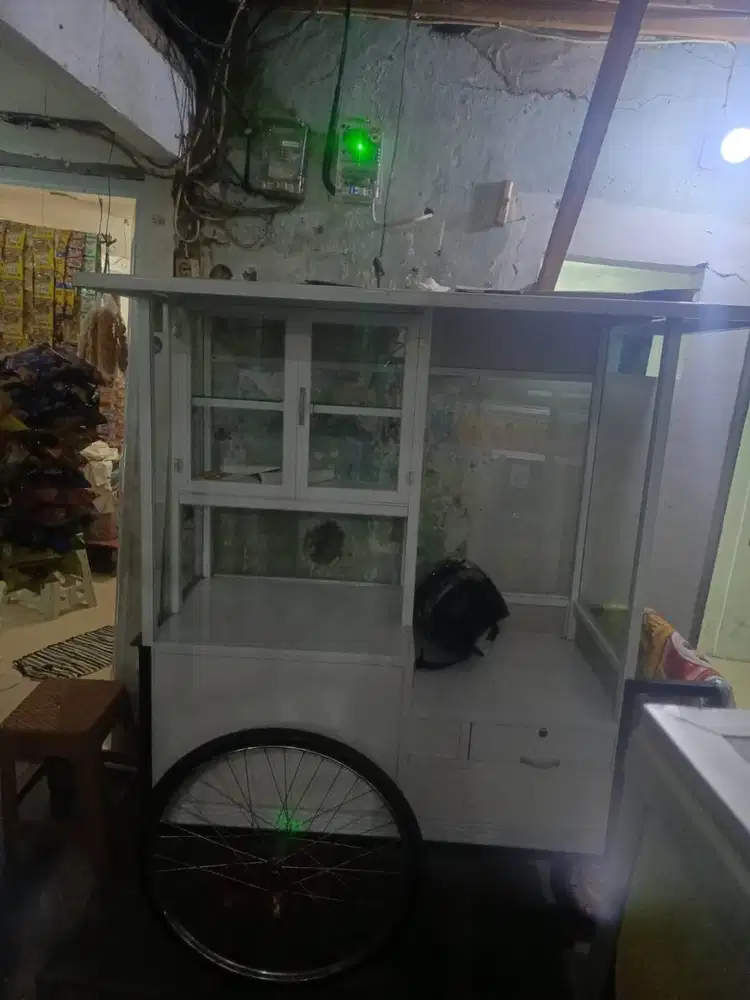 Gerobak untuk jual makanan