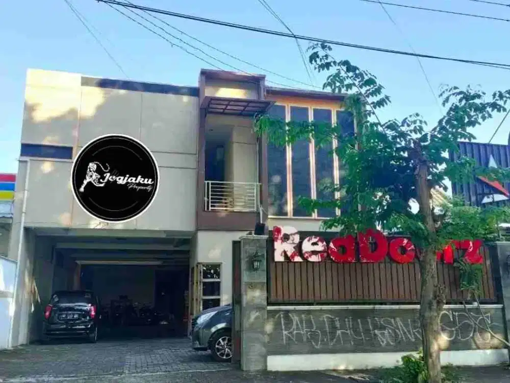 Dijual cepat kost Exclusive/kostel harian pinggir jalan utama Condongcatur dekat kampus UGM, AMIKOM & Pakuwon mall