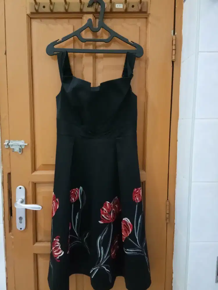 Gaun Pesta Mewah Karen Millan Jumbo XXL Size 14 Sabrina Bunga Kembang