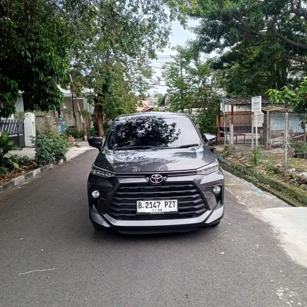 Toyota avanza g manual tahun 2023 seperti baru
