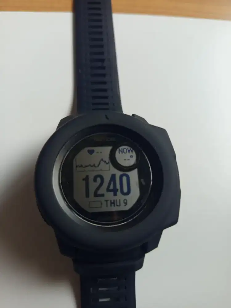 Garmin instict tactical 1
