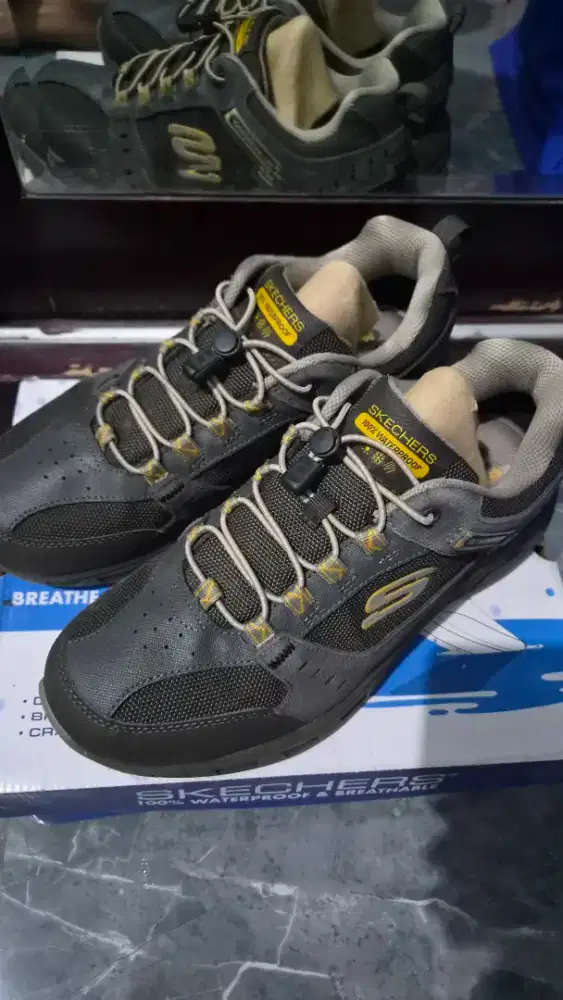 Sepatu Outdoor Skechers Oak Canyon 42