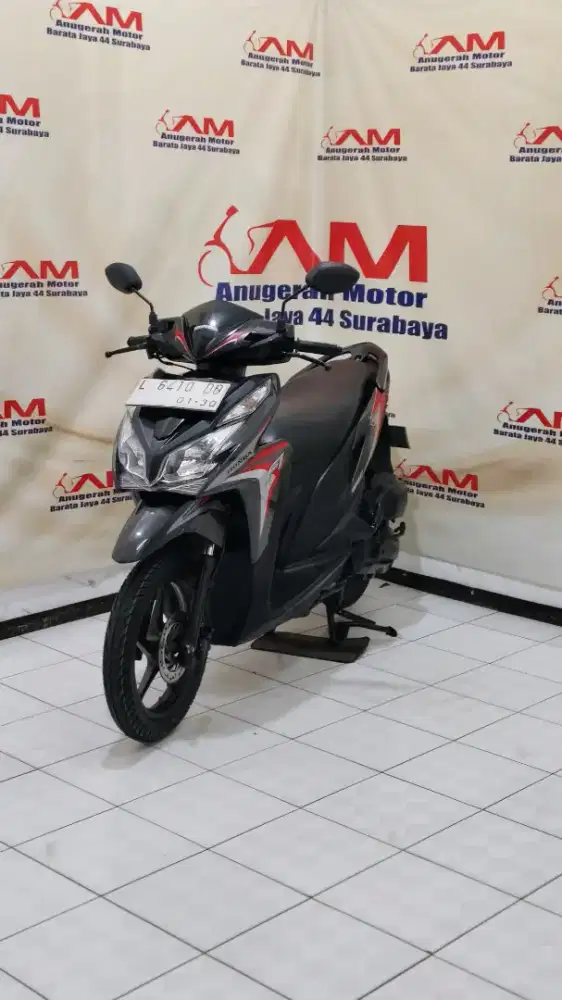 Honda Vario 125 Kzr Tahun 2015 warna Hitam