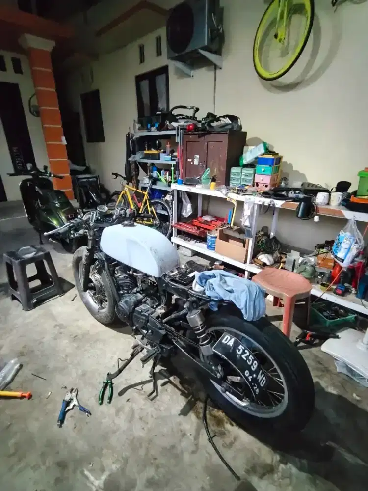 Caferacer 160cc basic tvs