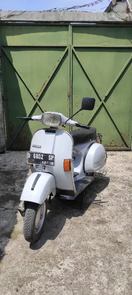 Vespa strada tahun 1988