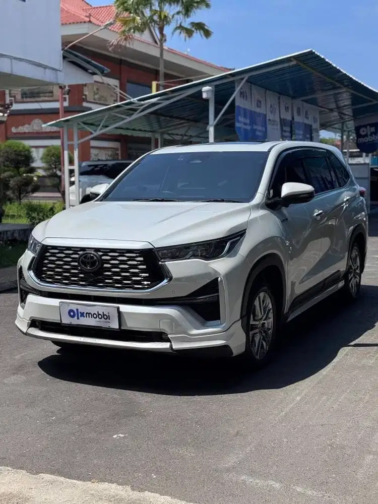 Like New-Kijang Innova 2.0 Zenix Q HV CVT TSS Modellista Hybrid AT 25