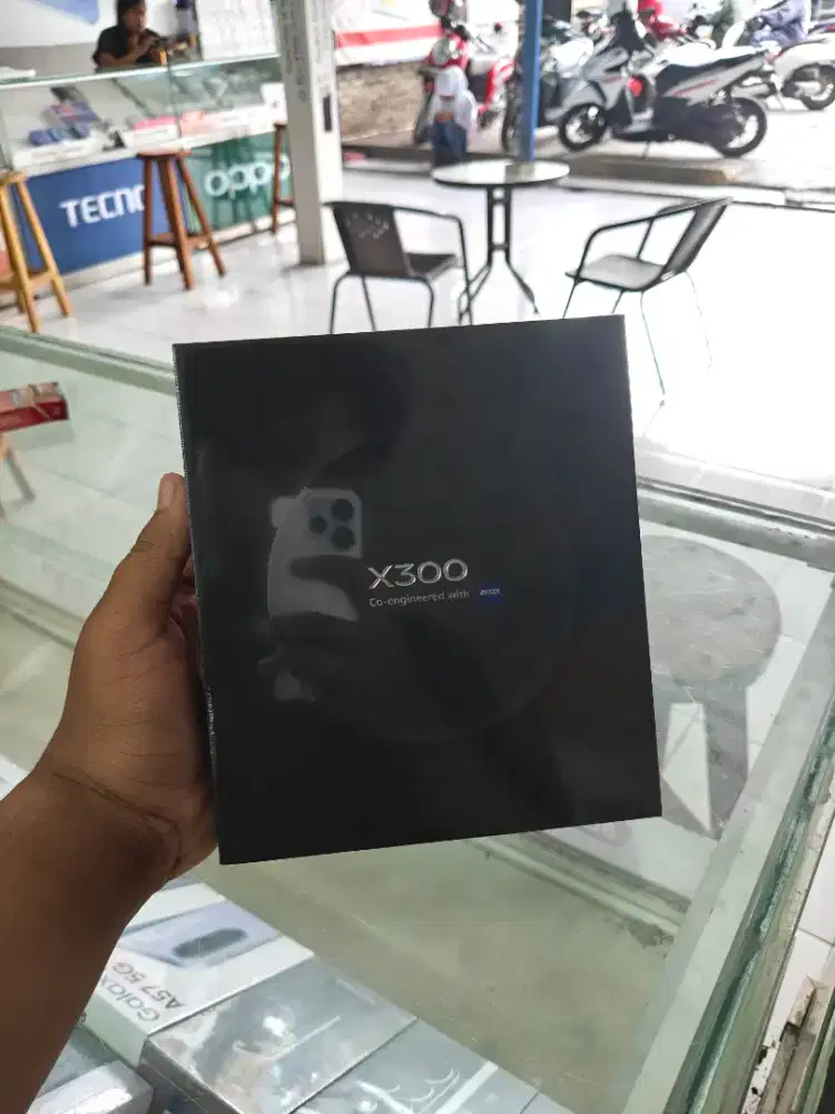 VIVO X300 12/256 NEW SEGEL BERGARANSI RESMI!!