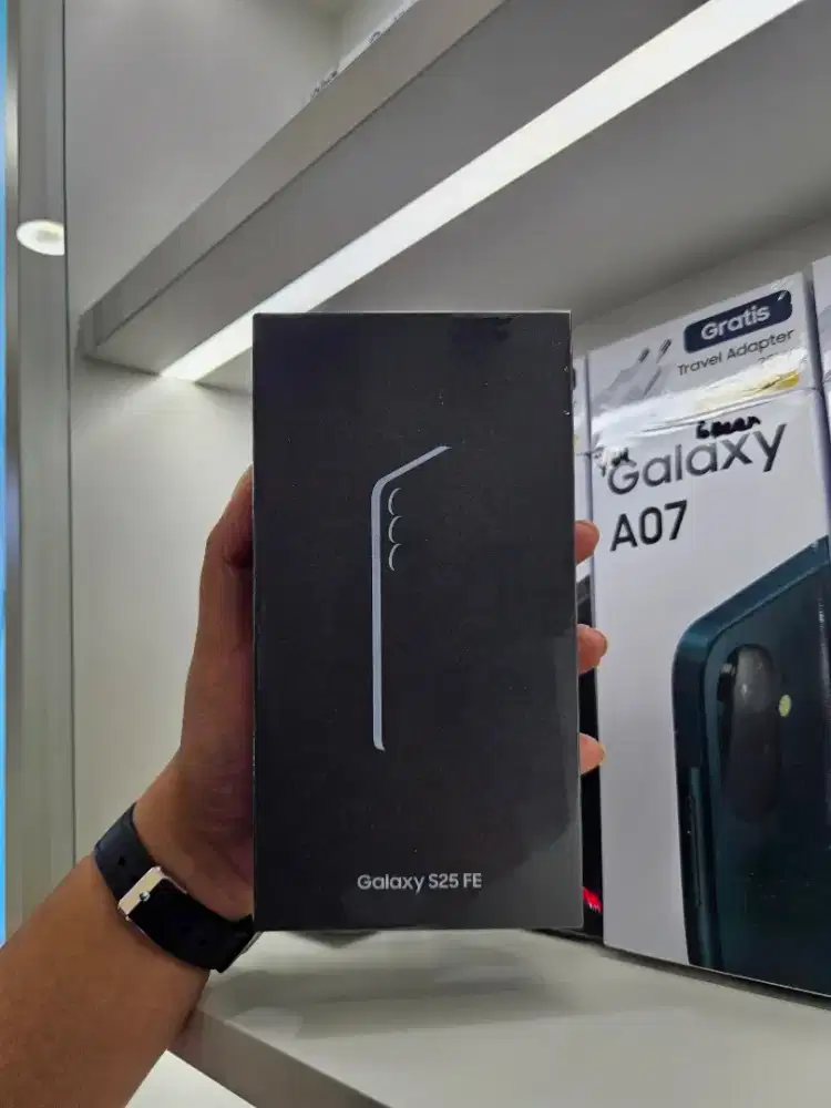 NEW! SAMSUNG GALAXY S25 FE 256GB GARANSI RESMI 1TAHUN