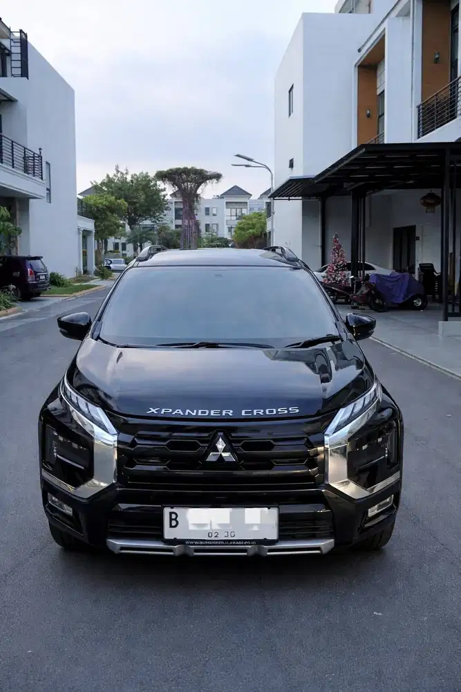 MITSUBISHI XPANDER CROSS PREMIUM A/T 2025 (NIK 2024)