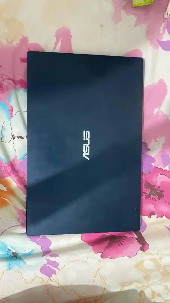 Leptop Asus second siap pakai