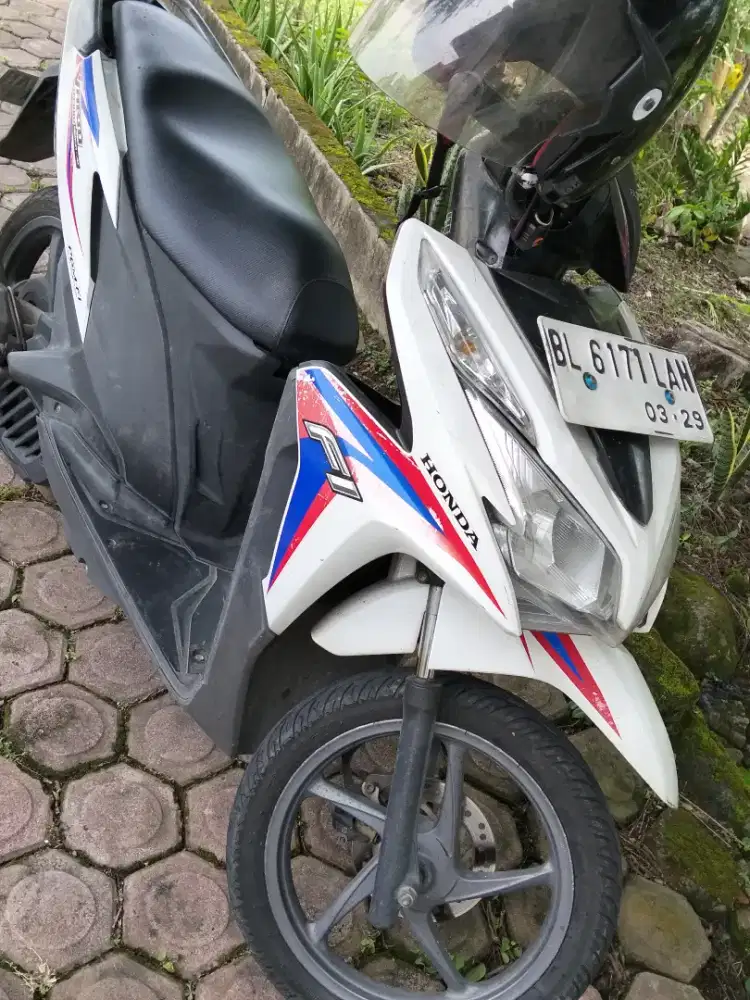 JUAL CEPAT VARIO 125 .TAHUN 2014