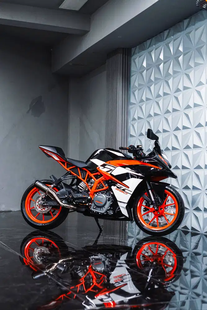 KTM RC 390 | Low Odo | Rare Unit