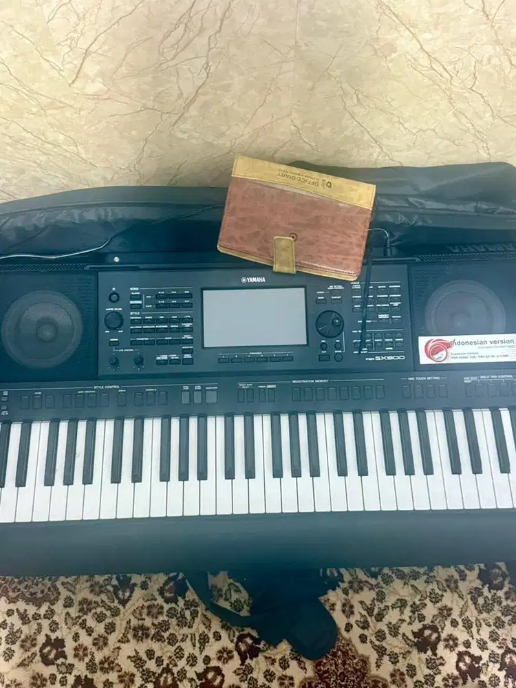 Keybord yamaha psr sx 900