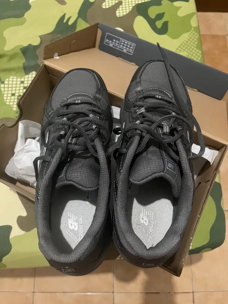 Sepatu NB 740 Absorb