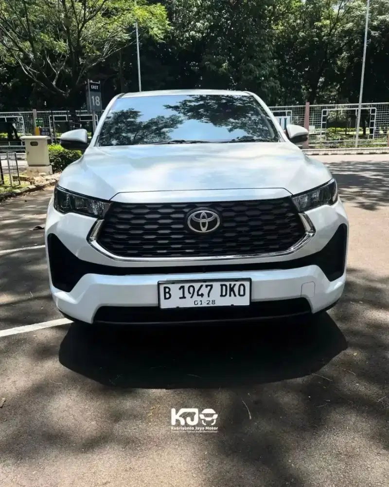 Toyota Innova Zenix 2.0 G Matic Bensin Nopol B Ganjil