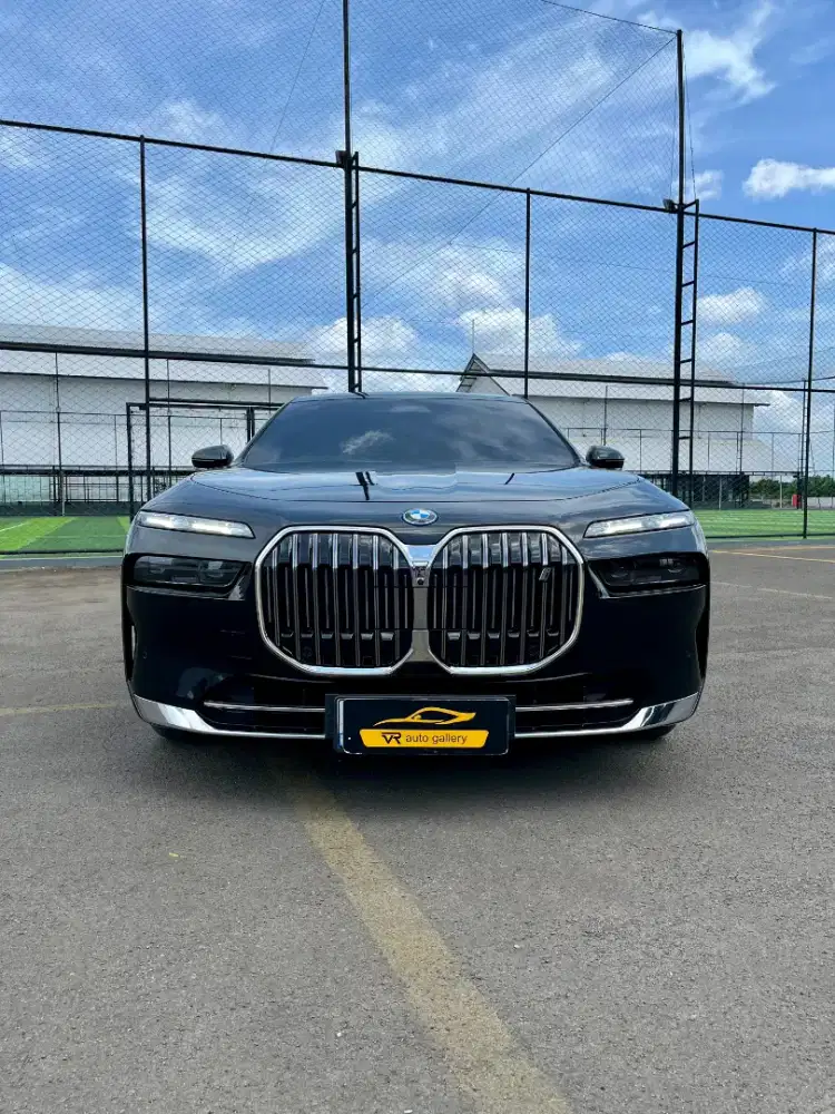 BMW i7 xdrive60 Granlusso 2024