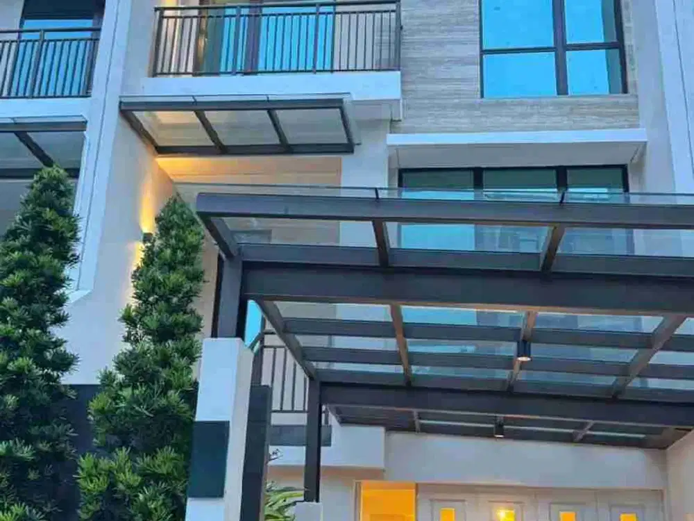 Rumah di Pondok Indah Town House 3 lantai ada lift. 0239