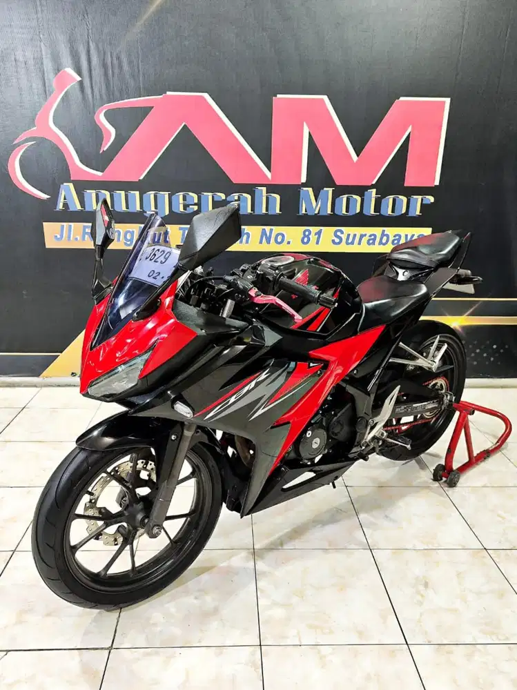 Honda CBR 150 R facelift TH 2019 Dp 3jt an super nyaman
