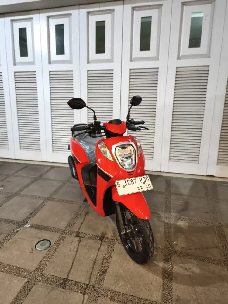 Bissmillah dijual motor Honda Genio SE 2020 istimewa