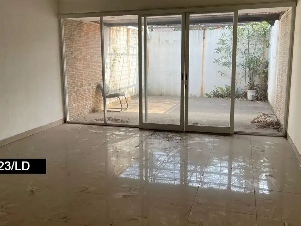 Disewakan Ruko Tiga Lantai Di Batununggal Indah Raya