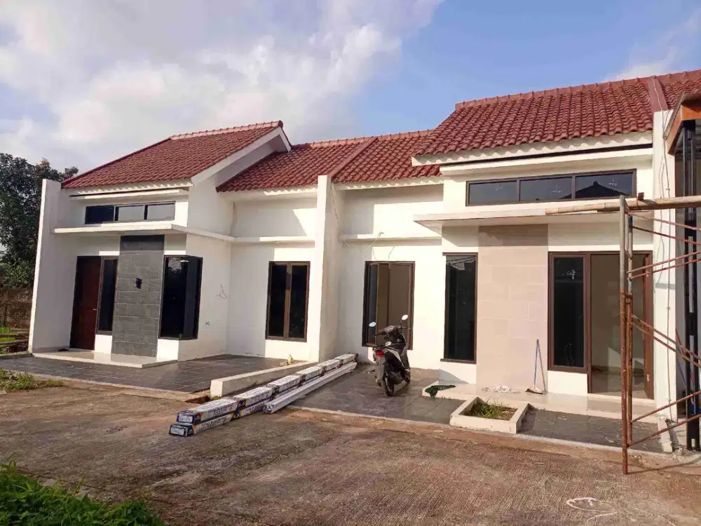 Rumah cluster cakep siap huni dijatibening lokasi dekat stasiun LRT Jatibening pondasi ceker ayam Anti banjir