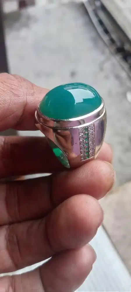 Batu Bacan sudah Giwang