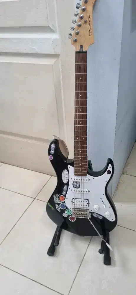 gitar electrik yamaha + ampli