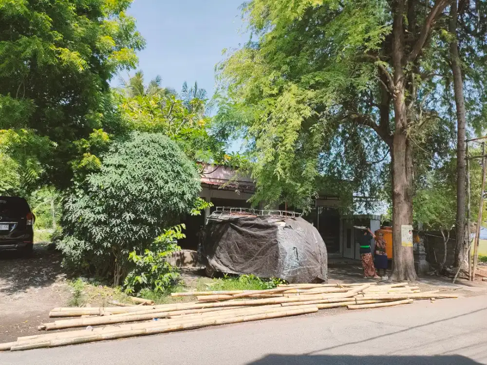 Dijual tanah seluas  4,6 are  (460 meter) lokasi sangat strategis