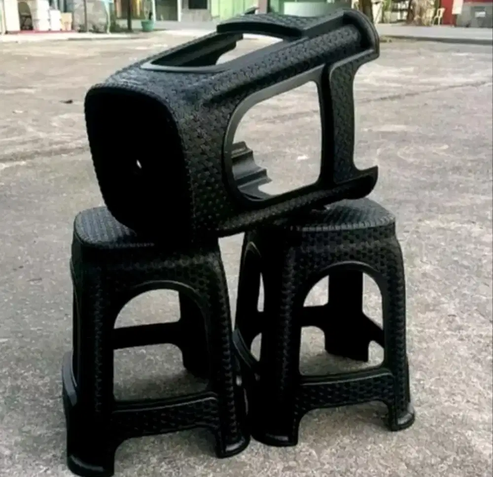 Kursi plastik kuat berat 150kg