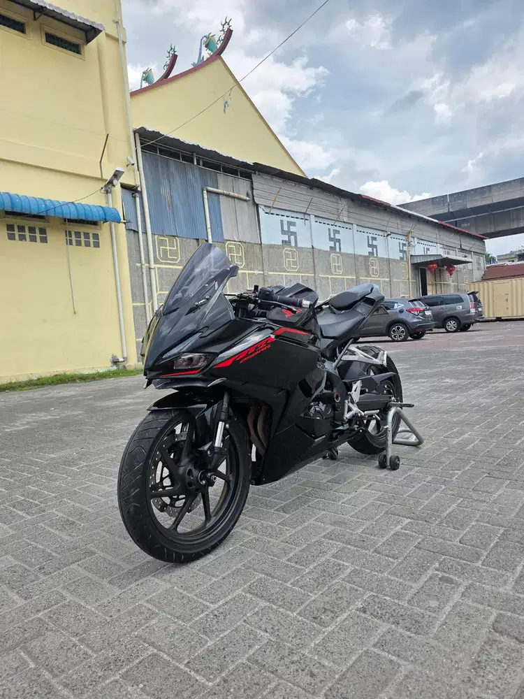 Honda New CBR 250RR Black Freedom 2023