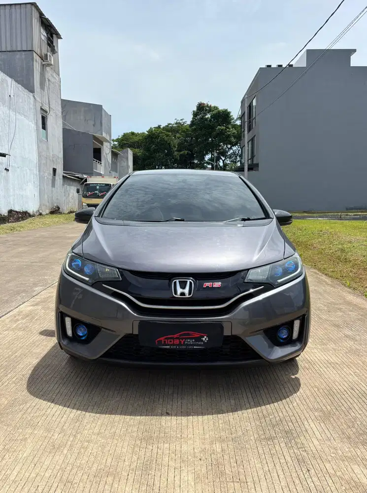 Honda Jazz 1.5 RS CVT 2015 Automatic ( Abu Abu Metalik )