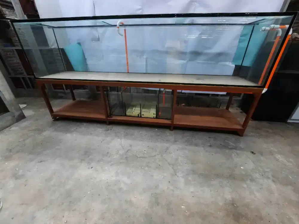 Aquarium Jumbo Baru
