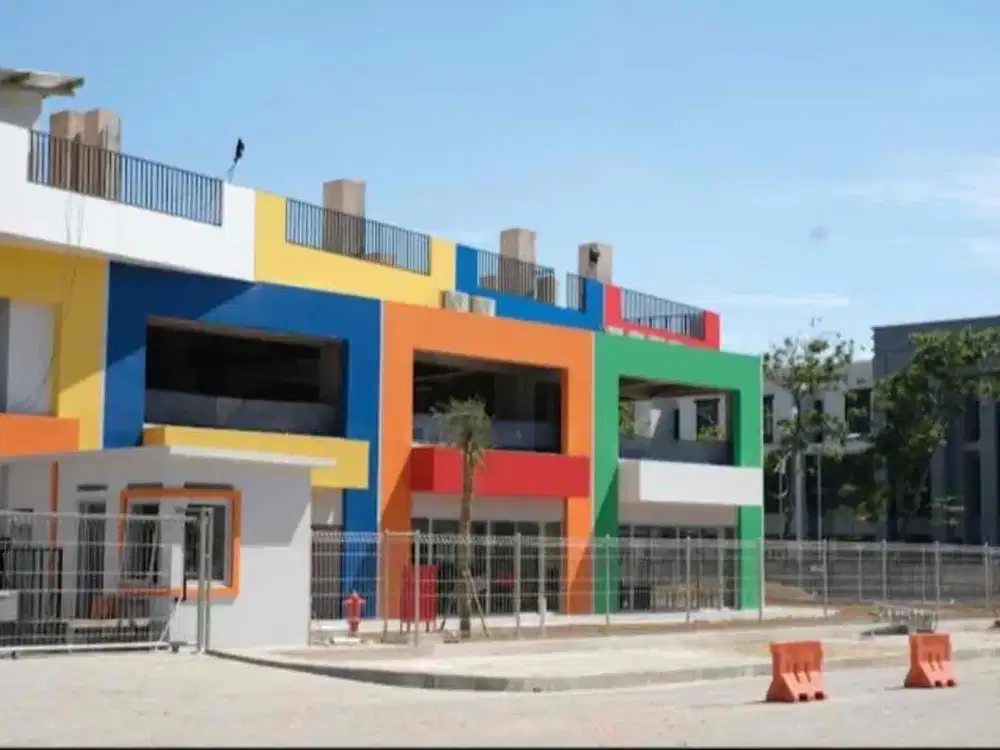 Harga Bawah Appraisal Bank‼️jual Aset Darmo Permai Gedung ex sekolah Lokasi 0 jalan double way Darmo Permai