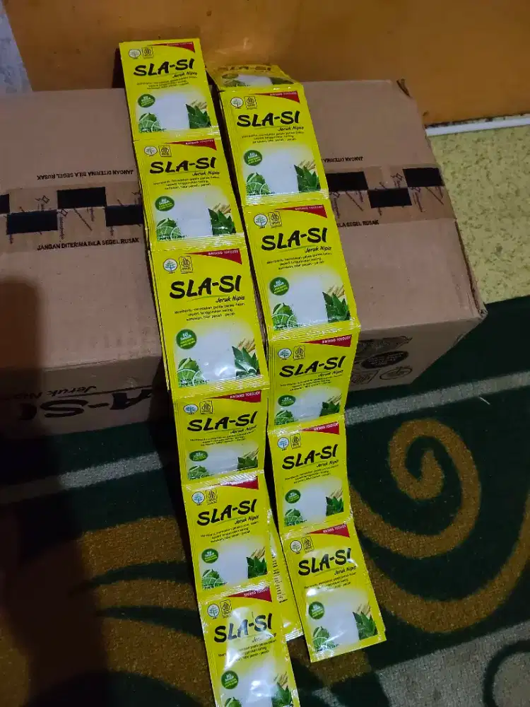 Slasi bintang tujuh ( minuman segar ) isi 12