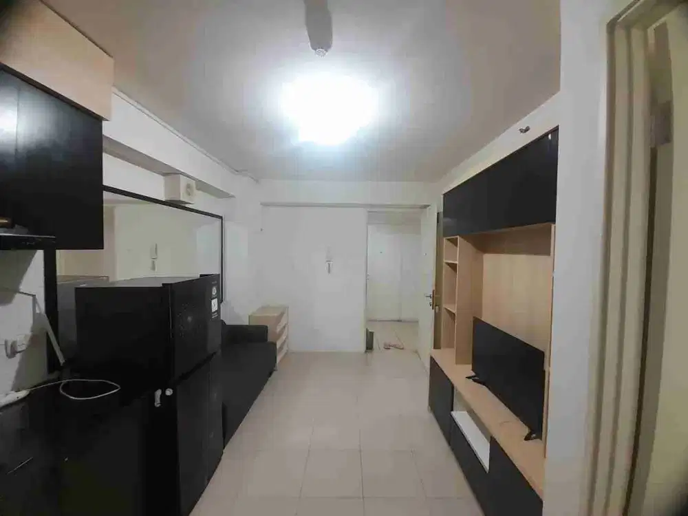 Sewa 2BR Furnished tower Alamanda apartemen Bassura City hadap kolam